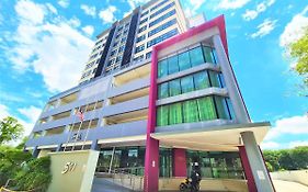 Nexus Regency Suites & Hotel